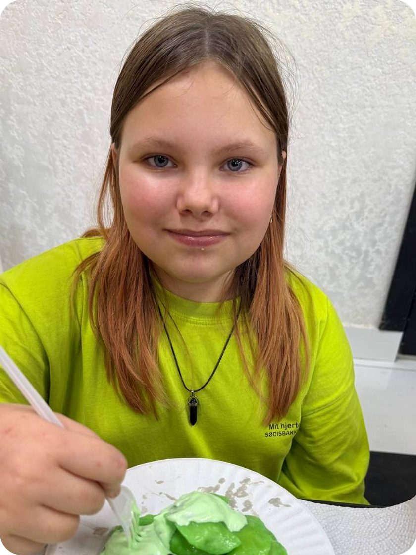 A girl at the Nikopol feeding program